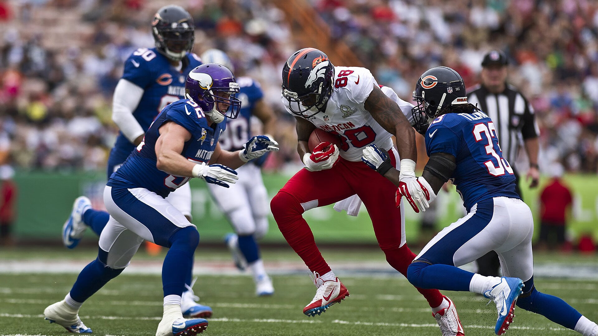 开云下载-欧冠半决赛之夜，塔图姆连续得分拉开差距，当绿茵场与硬木地板共振